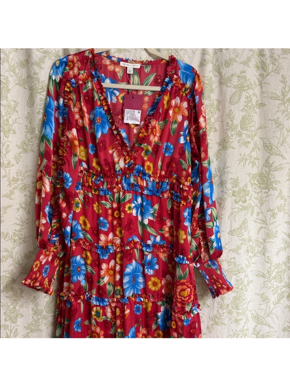 Chelsea & Violet Floral Maxi Dress - Picture 3 of 9